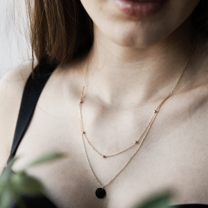 Çift Zincirli Pul Kadın Kolye